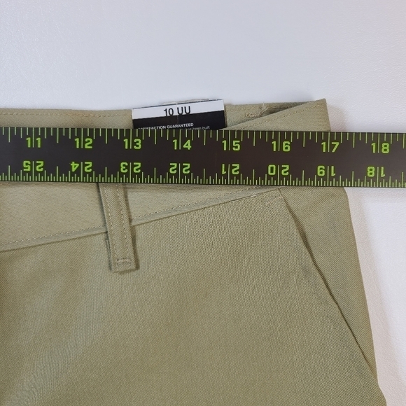 Dickies Pants Khaki Straight Leg for Women, Size 10 - Picture 5 of 13